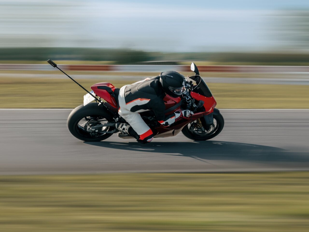 【MotoGP Champion Collaboration】"Insta360" Limited Model Celebrating the Glory of Marc Márquez