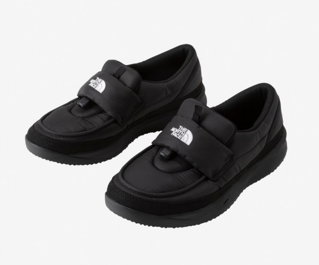 (The North Face) Keeps your feet warm! Stylish cold-resistant loafers that are easy to walk in