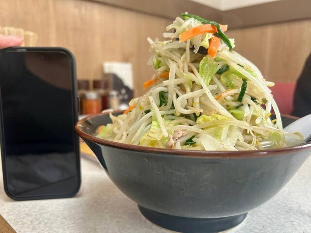 ラーメン紀行】神奈川県藤沢市の青果店が営むタンメンを食べに