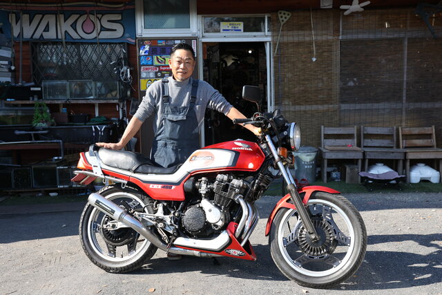 インタビュー】バイクに囲まれる「憧れのガレージ」を手に入れた長澤