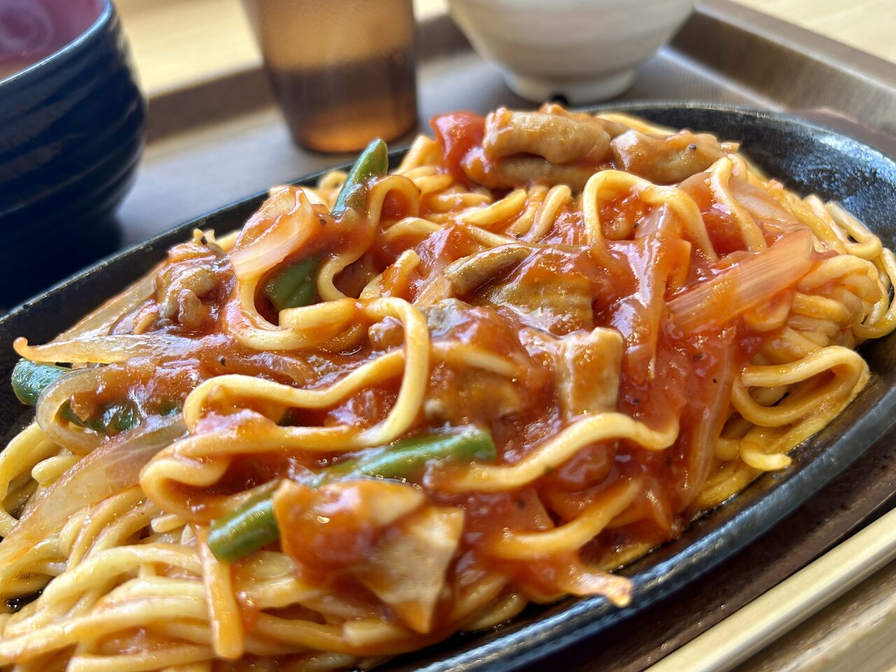 【名物巡り】神奈川県・厚木PAの「ホルモンナポリタン定食」から玉子サンド研究所「フルーツサンド」へ