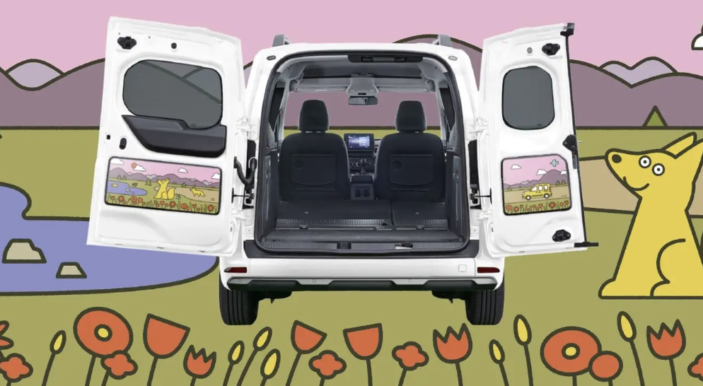 Decorate the double back door of the 【Renault】 KANGOO! A special illustration by Mr. Seiji Matsumoto is also available