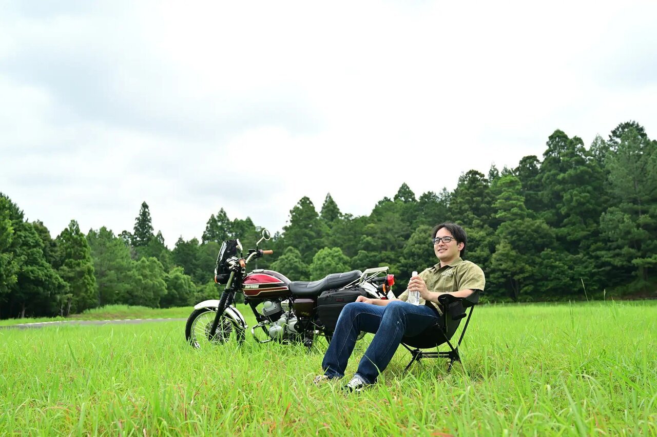 【Camping Touring】Carry it on a motorcycle! I want to rest in a wide chair with armrests