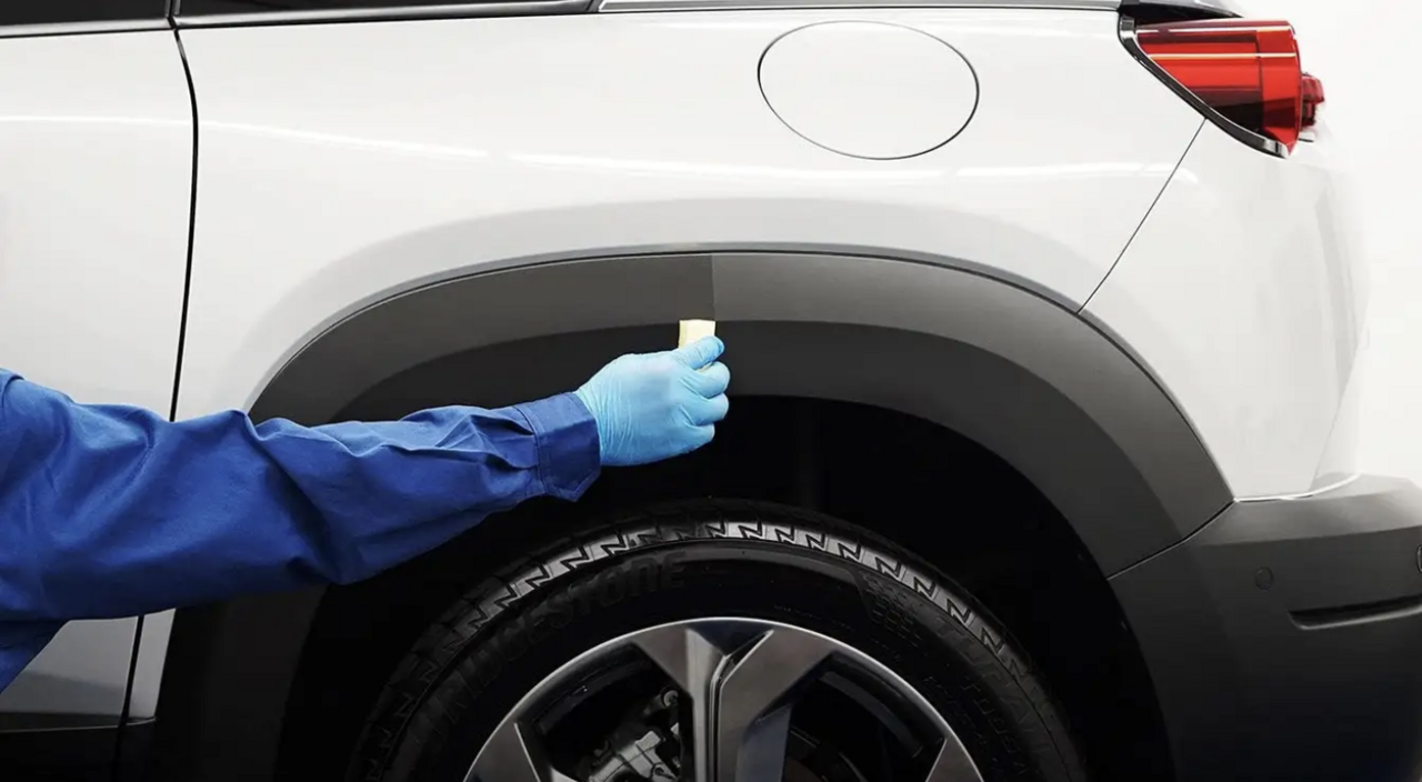【Year-End Car Care】Achieve "Professional-Level" Results at Home! Revive Your Car with Resin Parts Coating