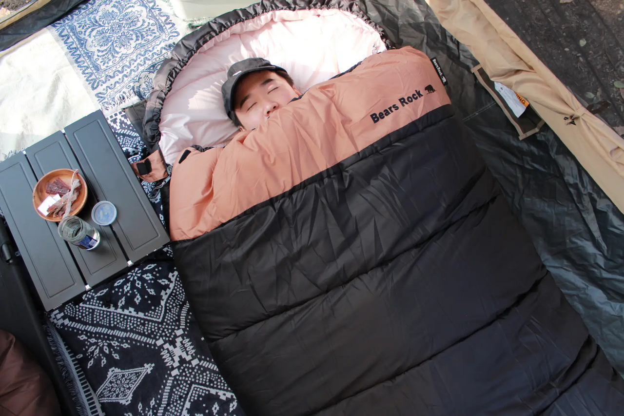 【Winter Camping】This is home...? A “super insulated” sleeping bag where you can sleep comfortably like in a futon.