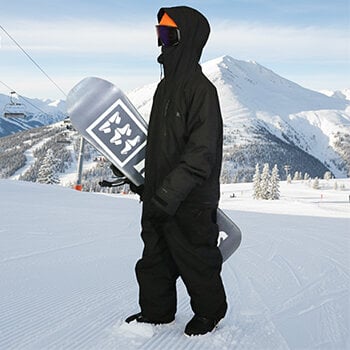 【車中泊】“滑れる”人型寝袋ってなに!? 起きてすぐゲレンデに直行できる画期的構造