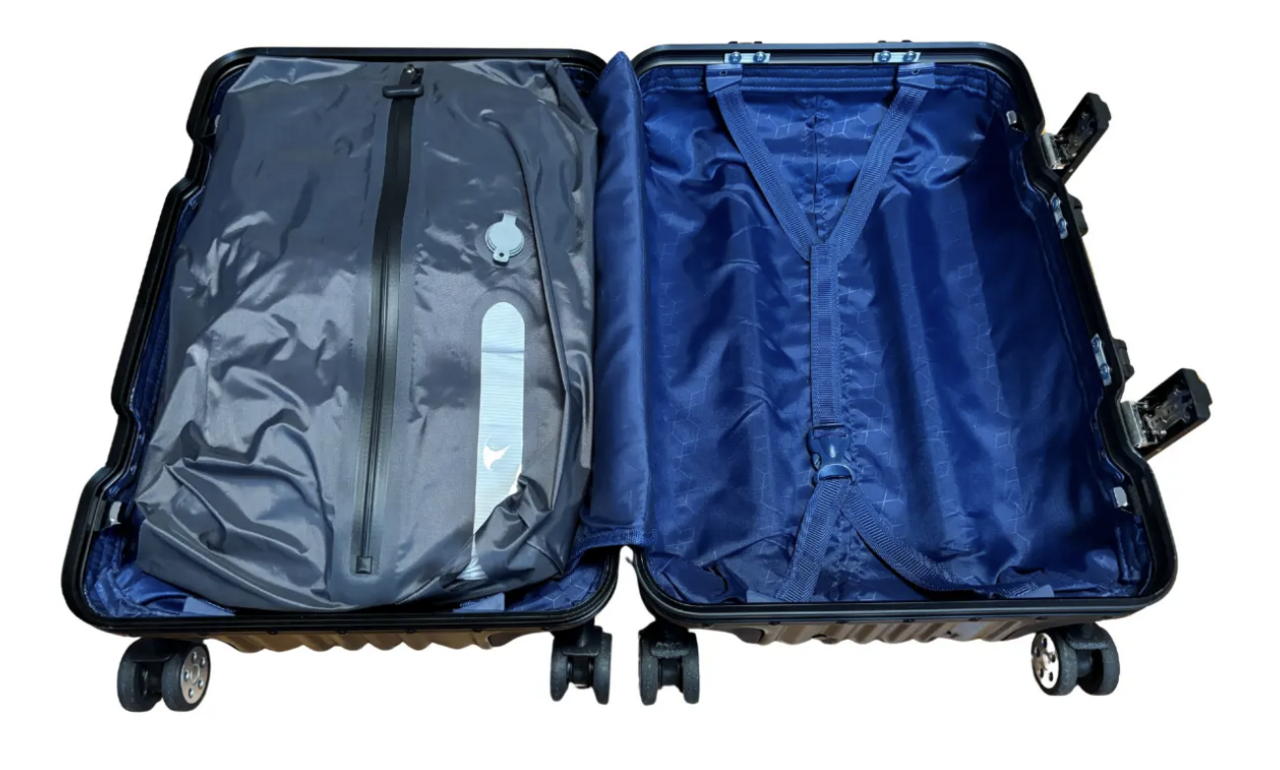 【Travel】Saving on checked baggage fees!? You can compress your items tightly with an electric pump travel bag