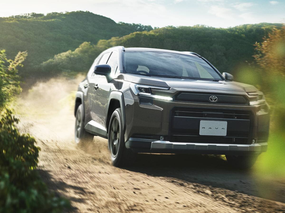 【トヨタ】6代目の新型「RAV4」はどう変わった？初機能満載で価格は450万円から