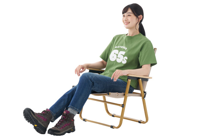 【冬キャンプ】着込んでも窮屈しらず！リラクシングローチェアなら何時間でも座れそう