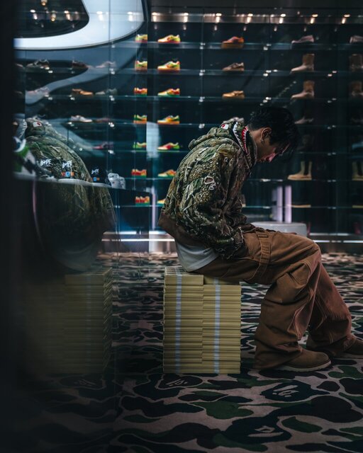 BAPE】The stack of banknotes stool is just too impactful