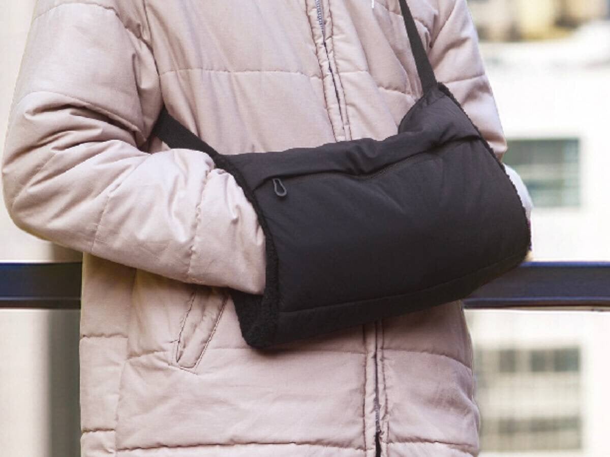 【Cold Protection】Huh, can you insert your hands!? The hand warmer bag that doesn’t require gloves is a winter secret tool