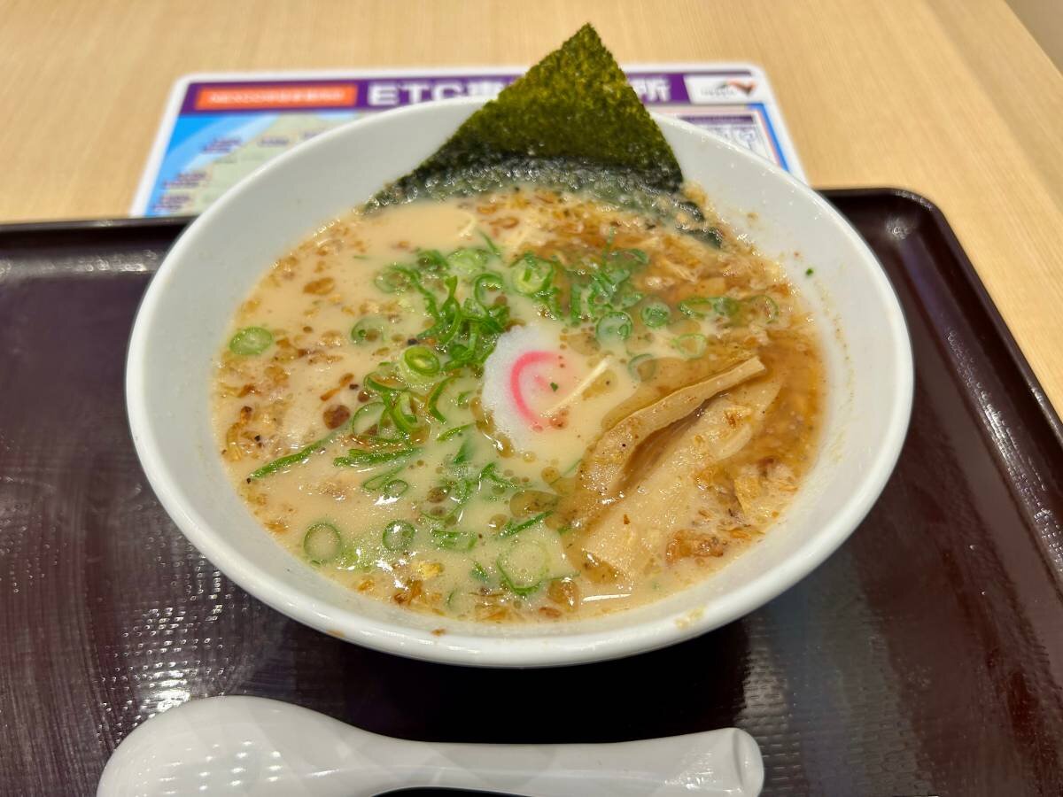 【ドライブ】東名高速道路の海老名SA（上り）で楽しむ3つの限定グルメを堪能してきた