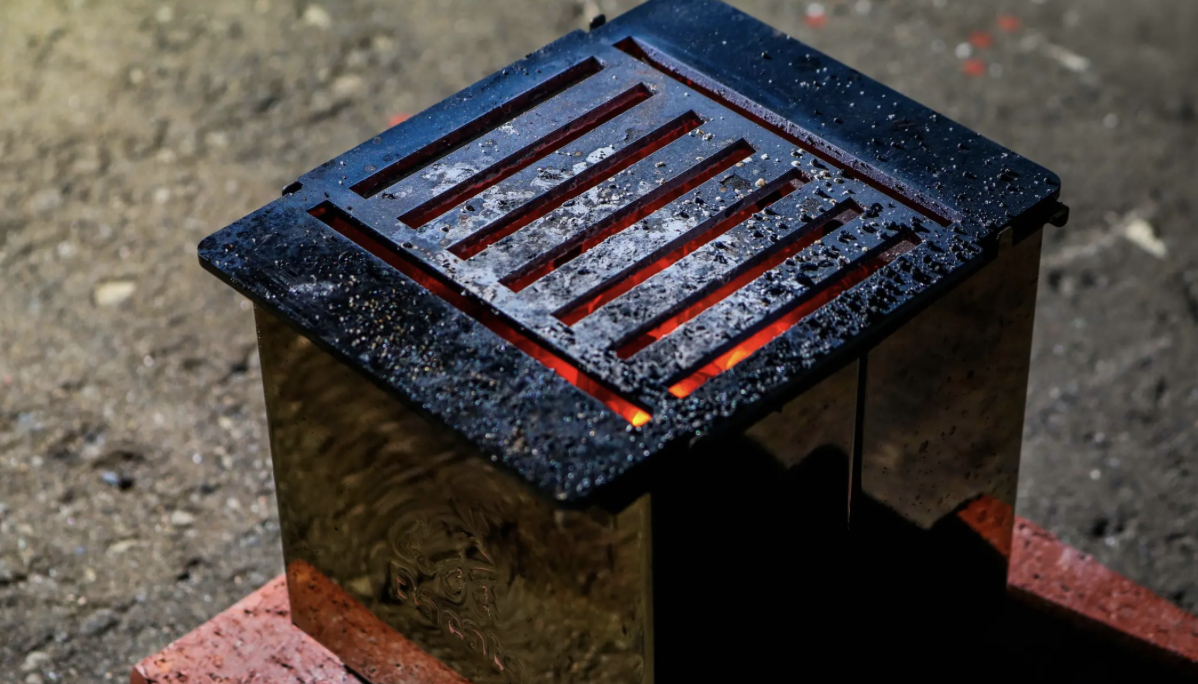 A revolution in solo camping! I was amazed by the power of this integrated grill that doesn't compromise even though it's small