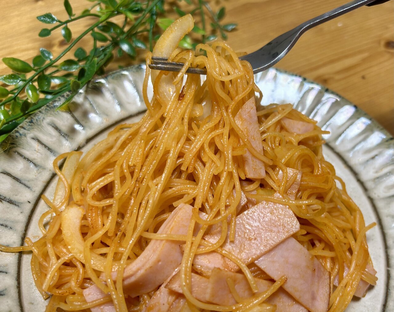 【防災】警視庁警備部災害対策課の「水漬けパスタ」でナポリタン、その味は？