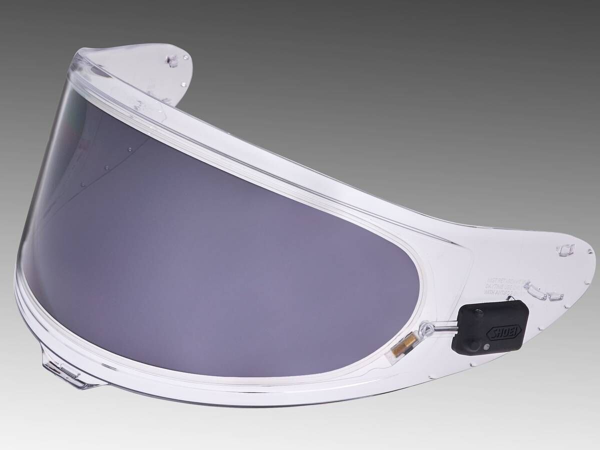 [Motorcycle] Switch between light & dark! A fog-resistant sheet that changes color instantly keeps your view clear at all times.