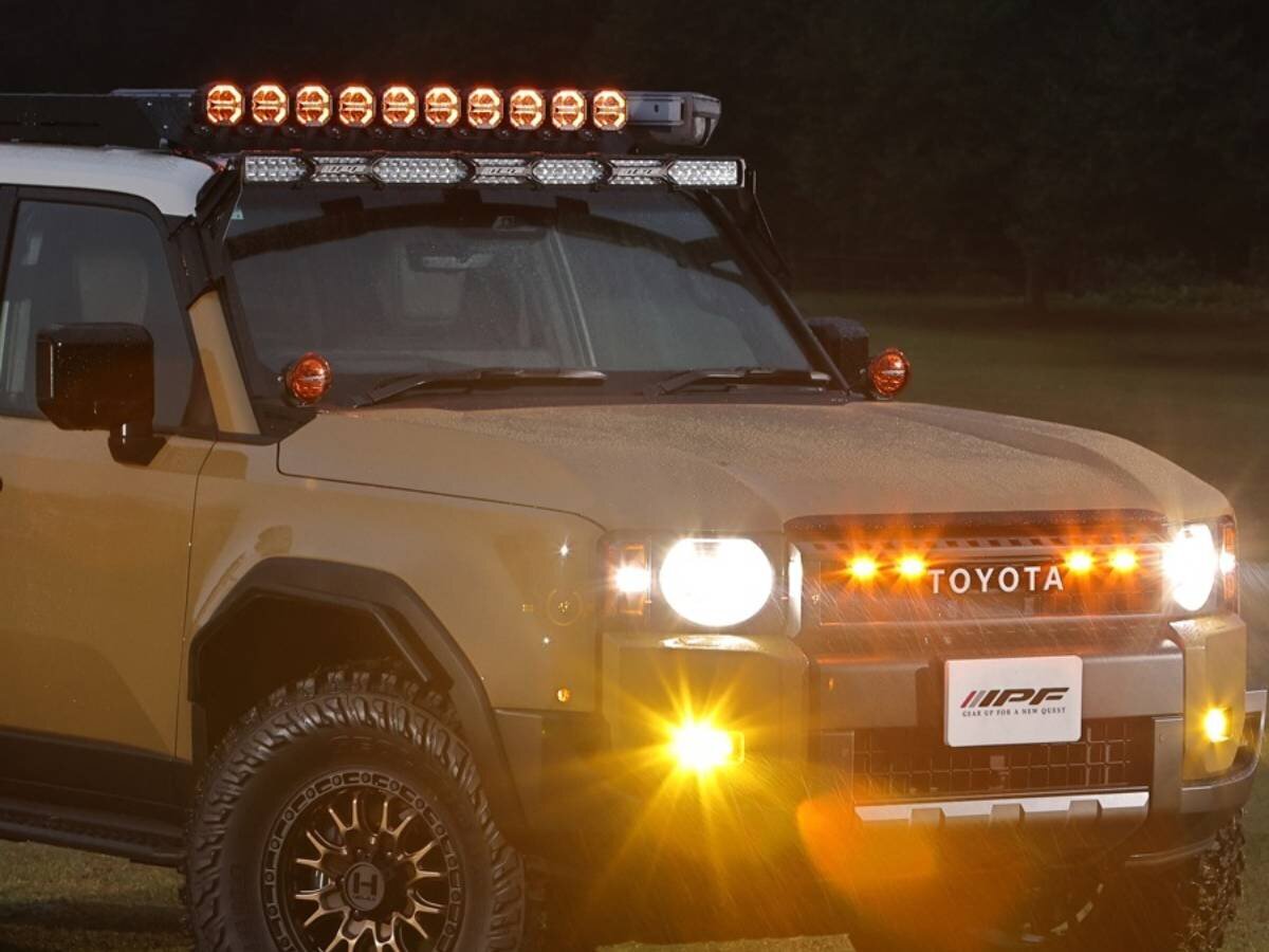 【Add to your car】Bright even on dark snowy days! North American trend rectangular LED off-road lamp