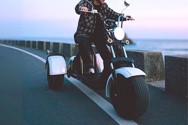 【New Means of Transportation】Available for under 300,000 yen! This is the debut for 3 and 4 wheel electric mobility!