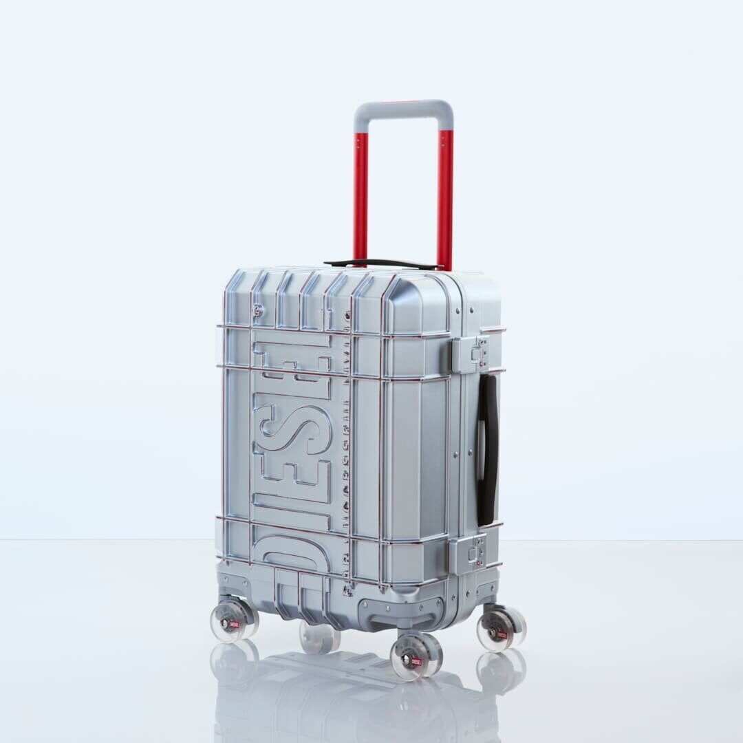【Diesel】The long-awaited luggage collection has arrived! Beautiful travel gear that stands out from the crowd.