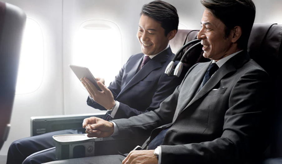 【Bargain Travel】Right now, you can board "Class J" for just "1100 yen"! Spacious seats & fast Wi-Fi