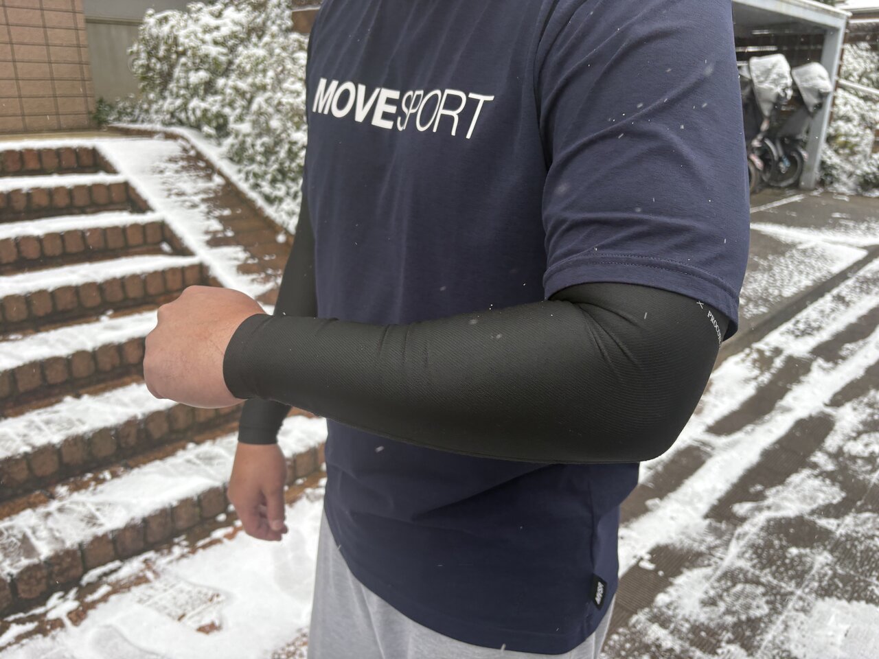 【ワークマン】＋20℃は本当か？「プロコア ホットアームスリーブ」を冬の屋外で試してみた