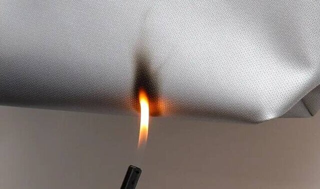 It's now a "storage" that can be carried! I was amazed by the performance of the tote & pouch that passed the flame-retardant grade 1!