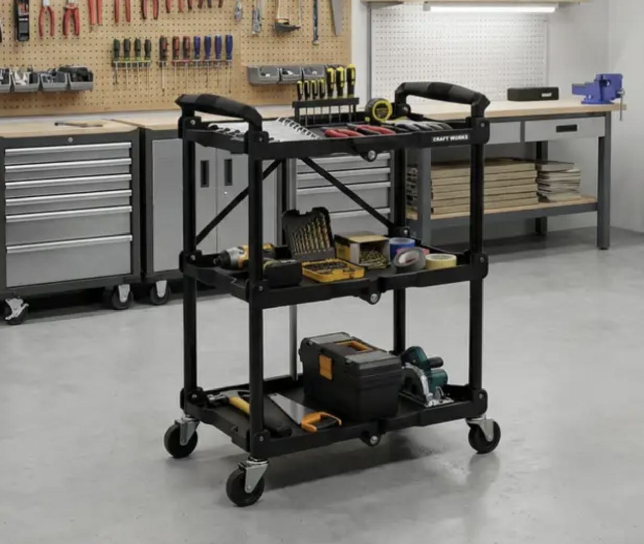 【ガレージ】工具運びもスイスイ！わずか“1秒”でぺたんこになる3段ツールワゴン