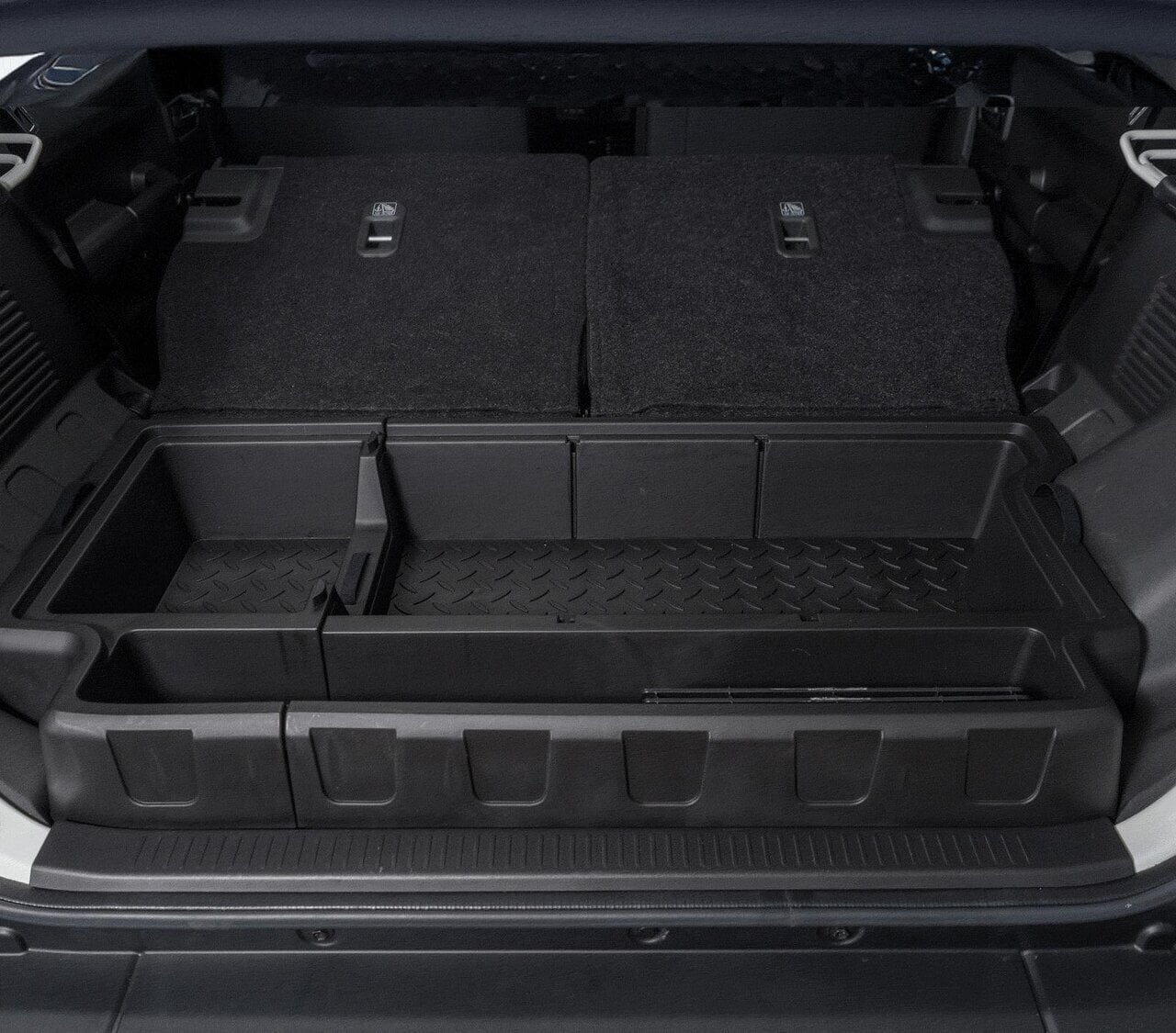 【Jimny Nomad】 Just fit it into the luggage! A large capacity box that boosts the loading capacity by “40L”
