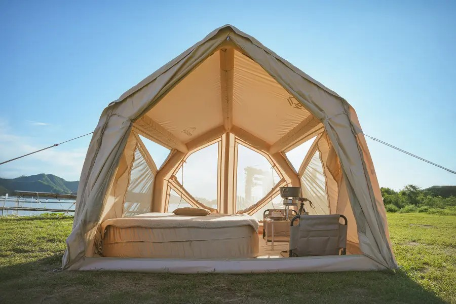 [Connectable type] A must-see for parents who want to go camping with their children! A simple setup tent that just needs air to inflate.