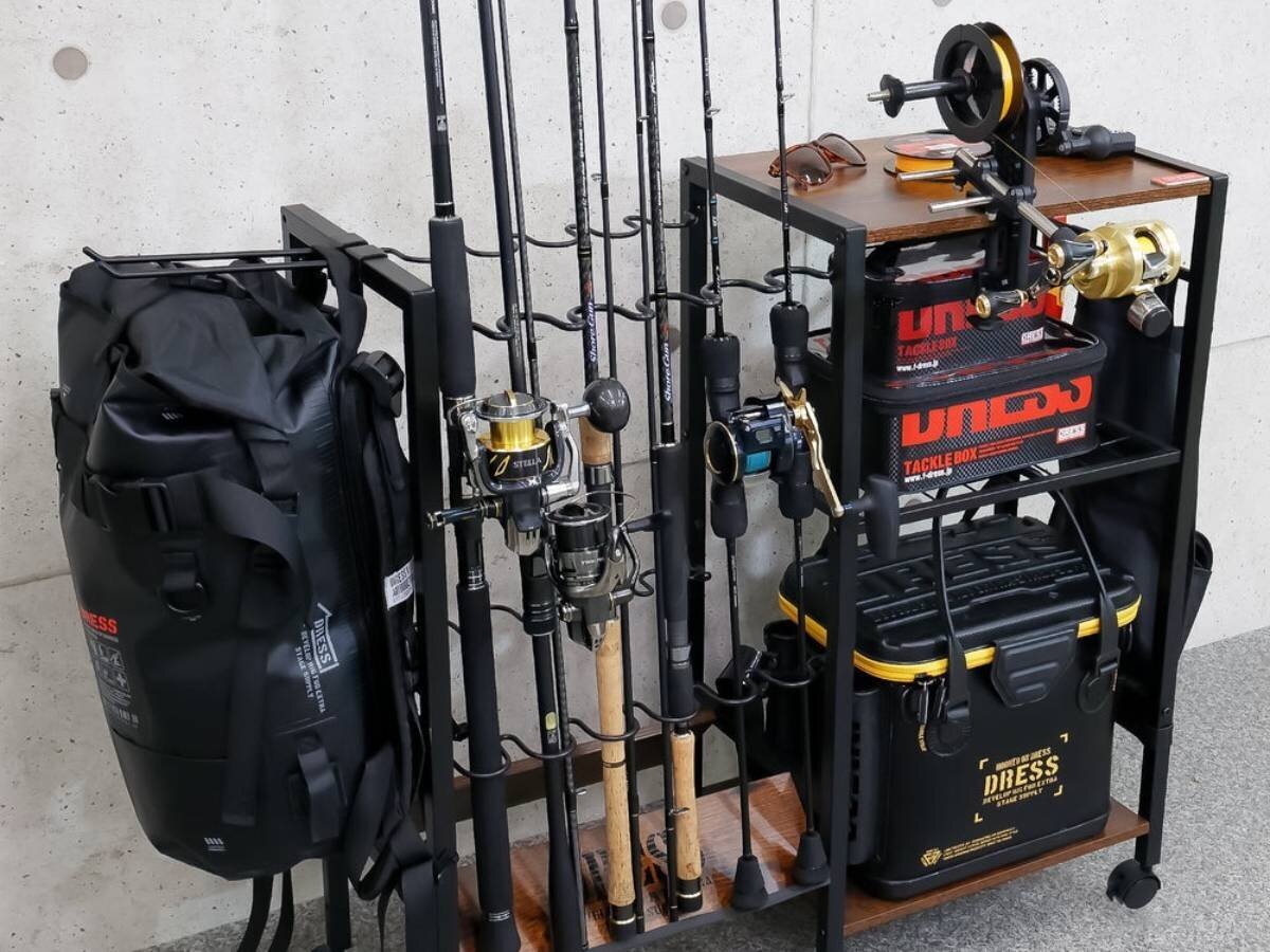 【Fishing】No problem with the ever-increasing "rods"! A caster rack that stores 12 rods neatly