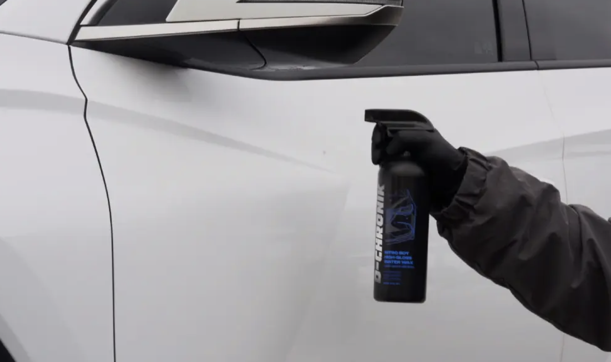 【Time efficiency】Professional-level finish in no time! Wax & glass cleaner that transforms the shine & visibility of your beloved car