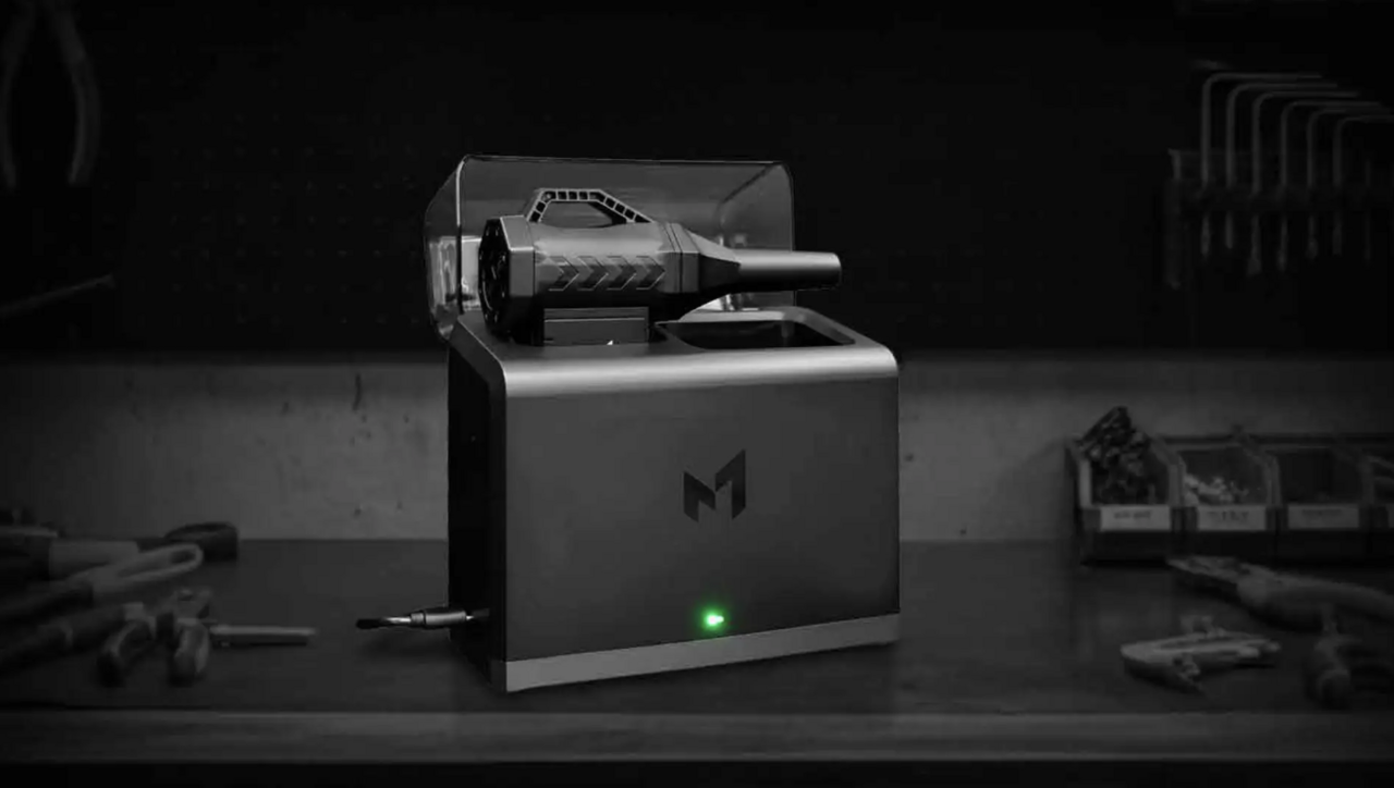 This wind pressure is of on-site quality! A handy air blower useful for car drying and DIY tasks.