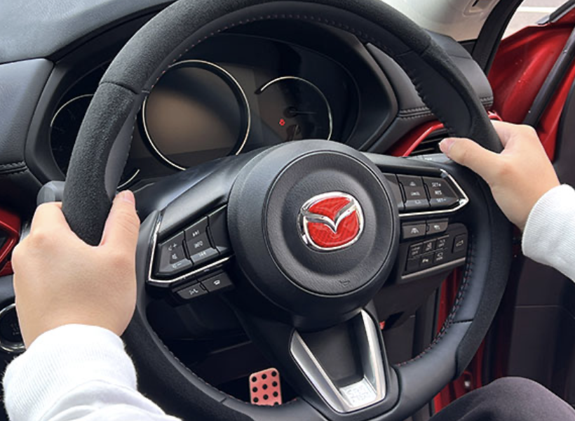 【Car Accessories】 The ease of grip is unmatched! Install the "3-piece" split handle jacket.