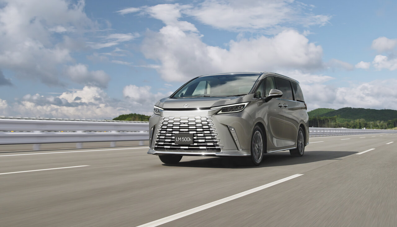 【Lexus】Luxury minivan "LM" partial improvement! Equipped with welcome illumination, from 15.20 million yen