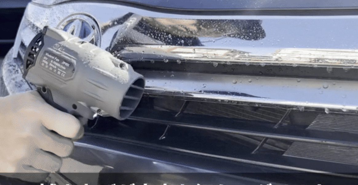 【カーケア】セダン車をたった3分で！爆風ブロワーの時短乾燥でプロ級仕上がり