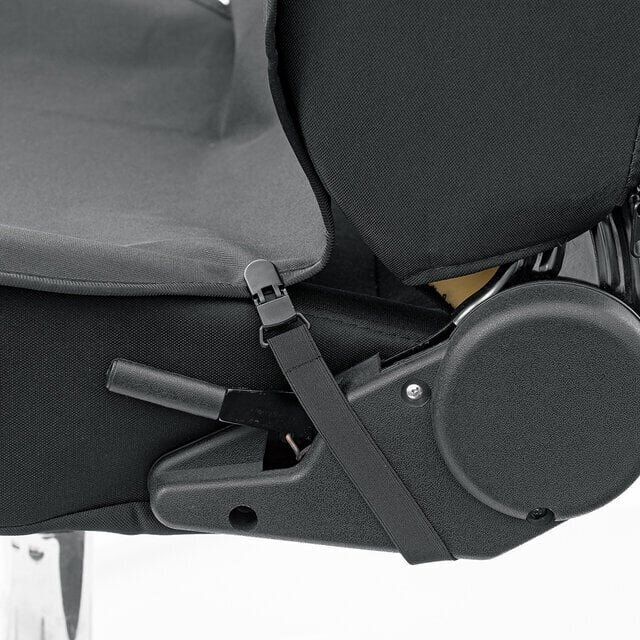 【Car Accessories】"500 yen" for a huge increase in comfort! No more slipping of the seat cover with suspenders