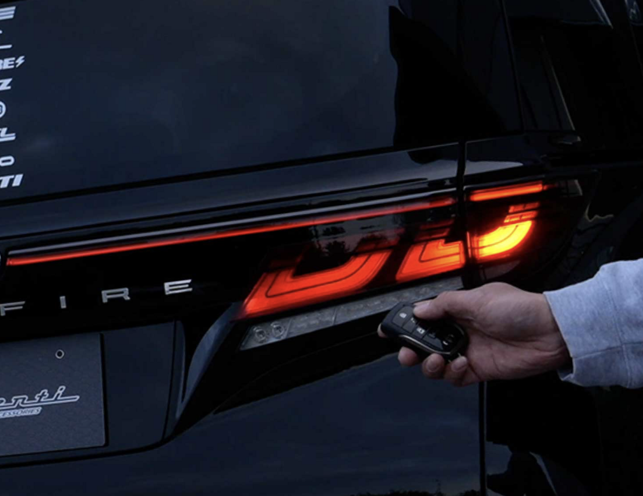 【Custom】Linked to keyless operation! The OEA lighting kit offers a "light performance" like that of European cars