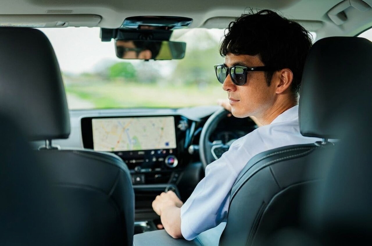 【ドライブ】運転中の視界は「偏光サングラス」で守る！乱反射カットの効果に驚くぞ