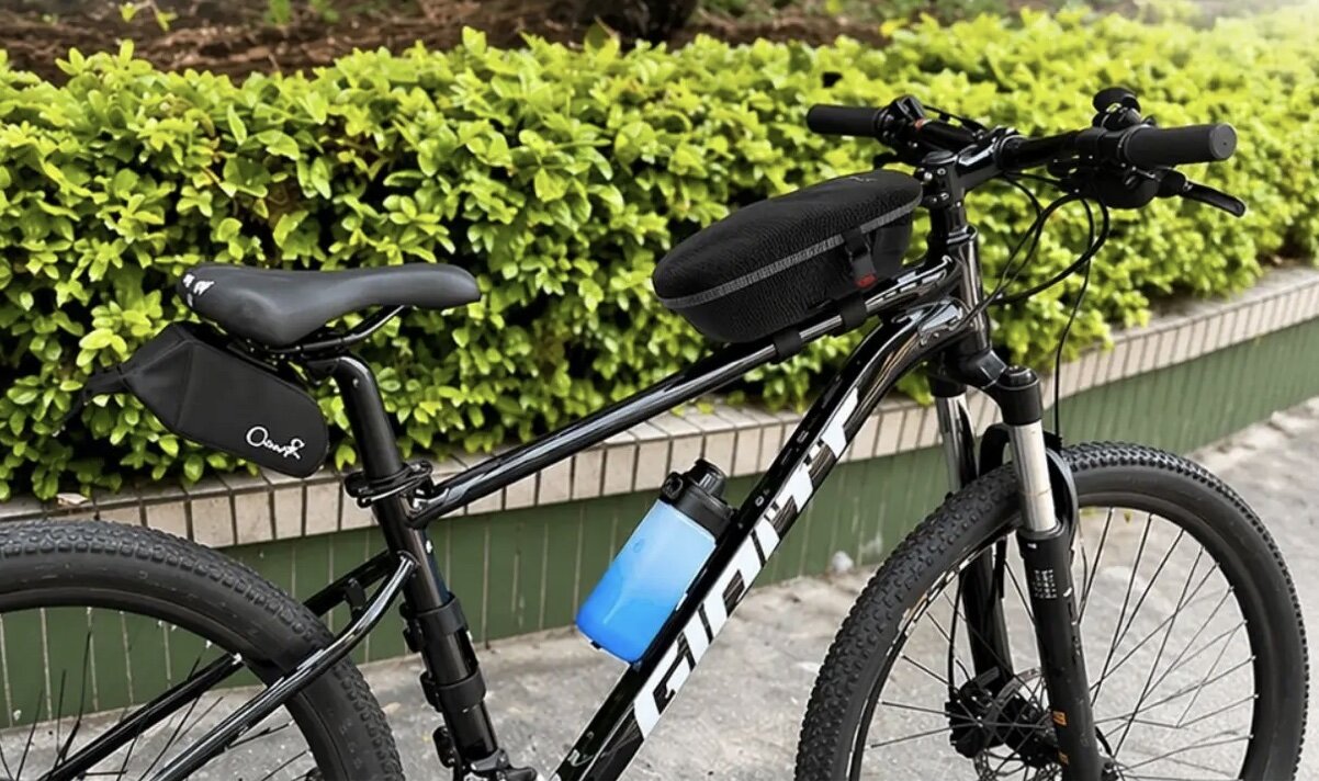 【自転車】スマホや財布をまるっとイン！外して持ち運べるトップチューブバッグ