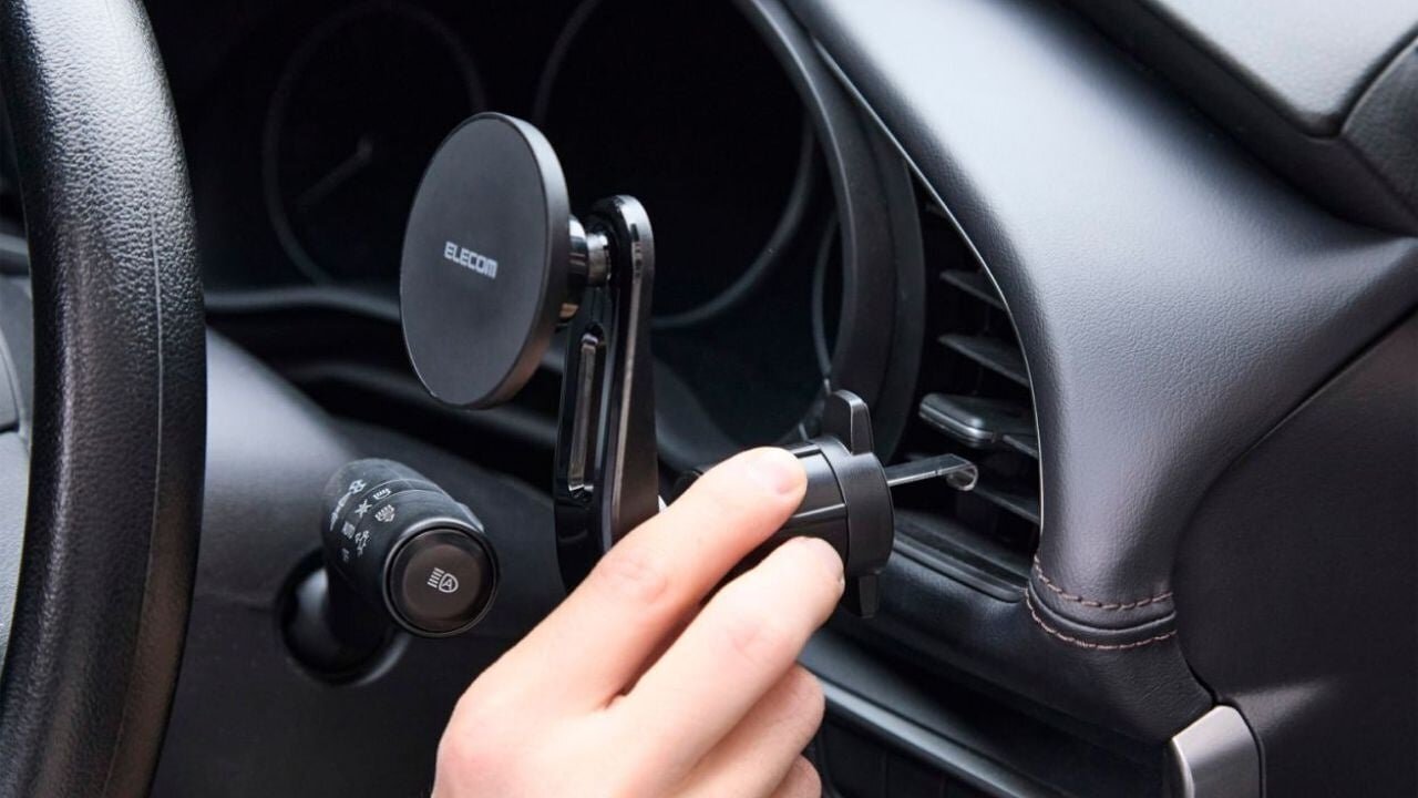 [Car Accessories] Discover the “Best Position” for Vehicle Mount Holders! Air conditioner louver installation won't obstruct your view