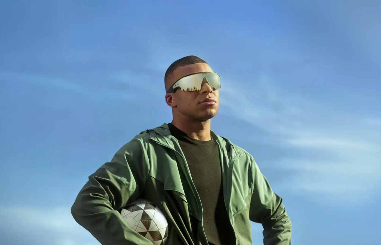 【“AI”サングラス】約8万円〜でも欲しい！日本上陸の「Oakley Meta」で何ができる？