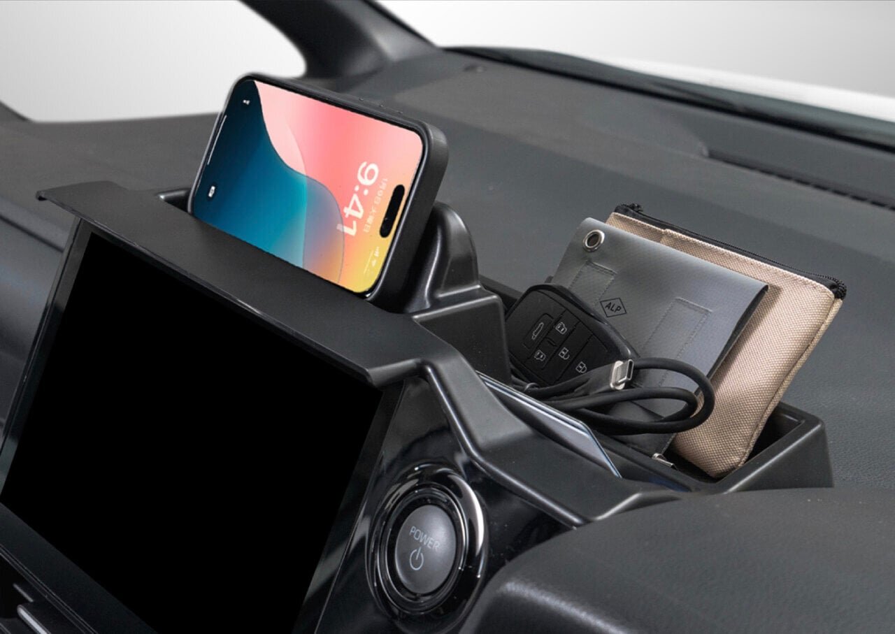 Keep it on even in midsummer! The added dashboard tray significantly increases storage capacity