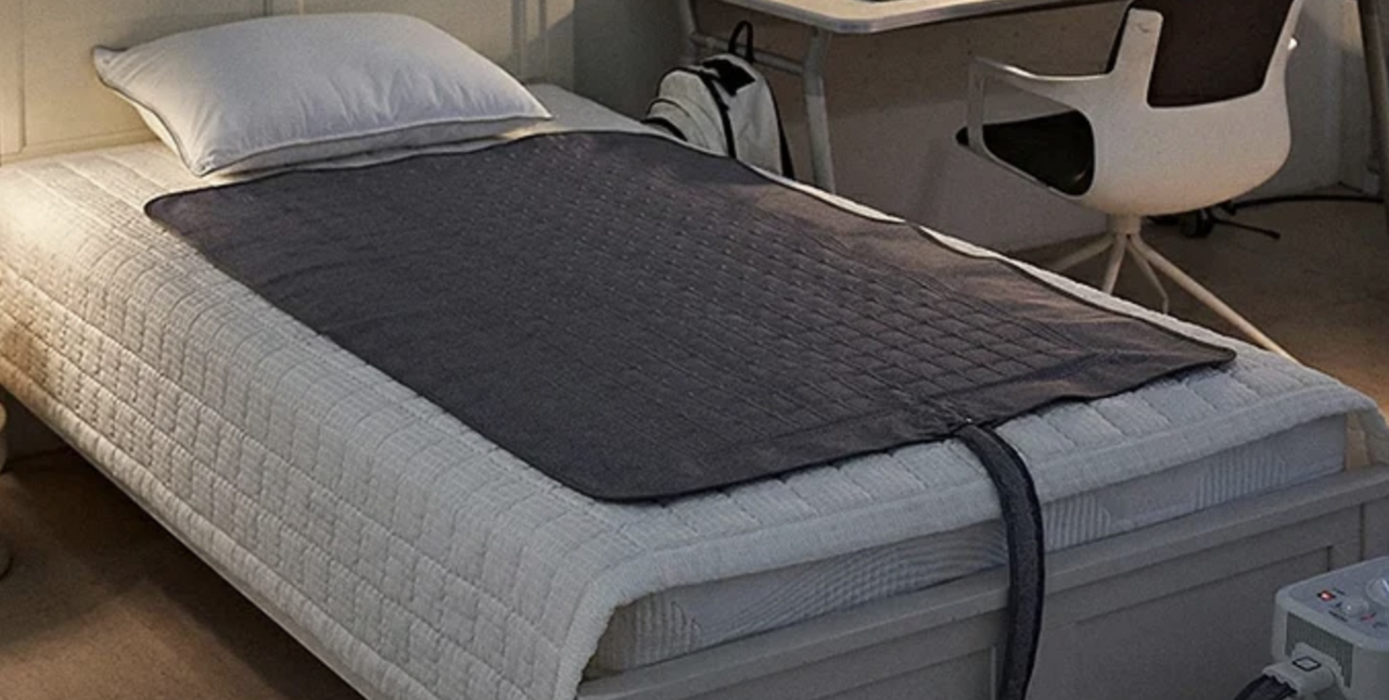 【Energy Saving】Even after using it for a month, the electricity cost is "about 720 yen"! With the water-flowing "hot and cold water mat," you can sleep soundly even in summer.