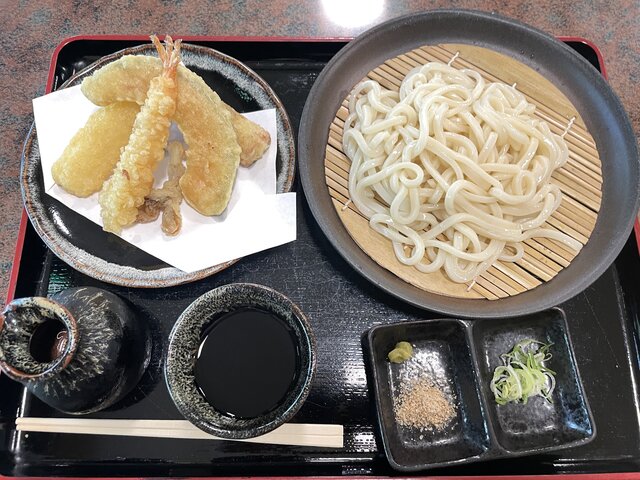 温泉食堂】長瀞渓谷も近い「秩父川端温泉 梵の湯」で天ぷら付き盛り
