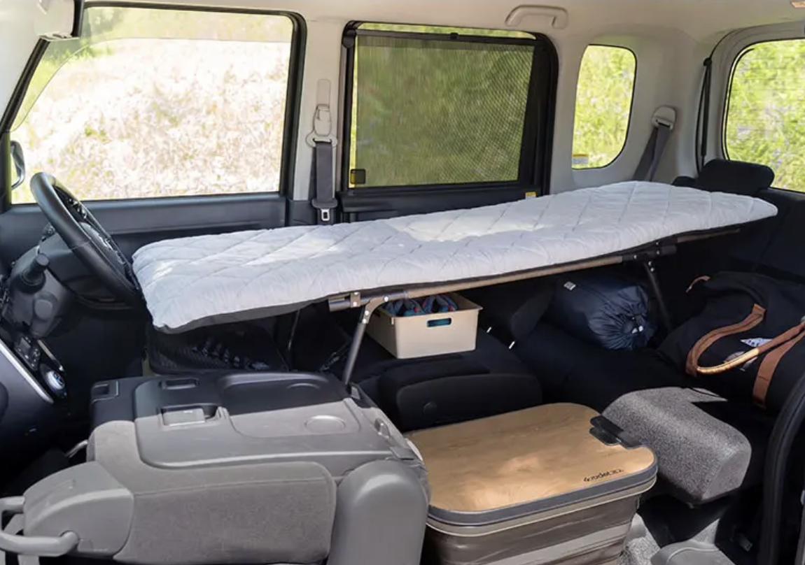 酷暑こそ“冷たい”車中泊！段差を埋めるベッド＋超冷感マットの合わせ技が最強だった
