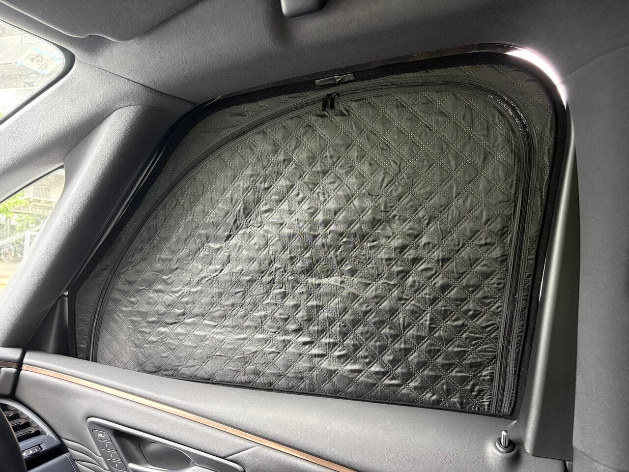 【Heat prevention in the car】The dedicated door glass sunshade for Alphard was more effective than I expected