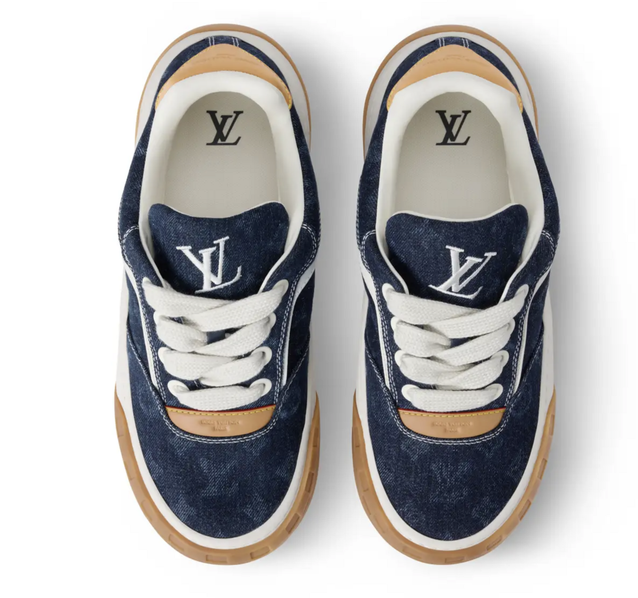 【ルイ・ヴィトン】傾いた「LV」に注目！2000年代カルチャーを彷彿とさせる新作とは