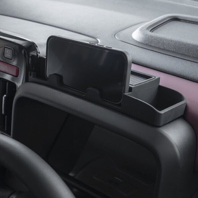 Your smartphone and sunglasses can have a "premium seat"! The interior gets organized with an aftermarket dashboard tray