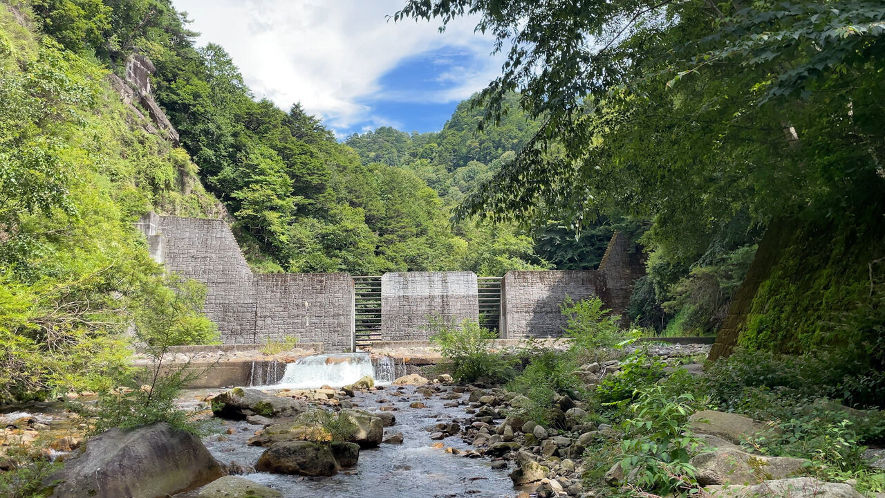 ジムニーで山梨県のクリスタルラインへ！ 巨大堰堤と渓流で在来渓流魚を狙う釣行