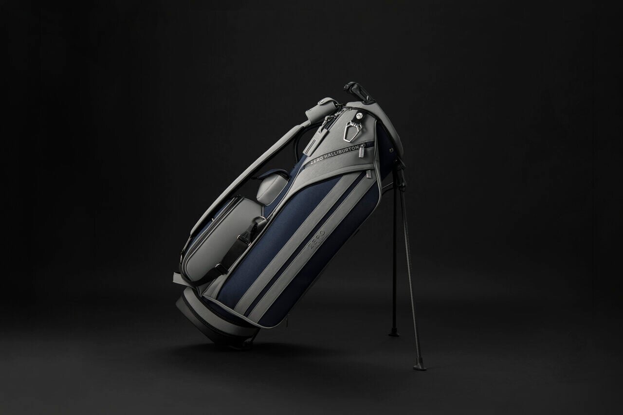A "elegance" navy like the interior of a luxury car! The beautiful caddy bag from Zero Halliburton