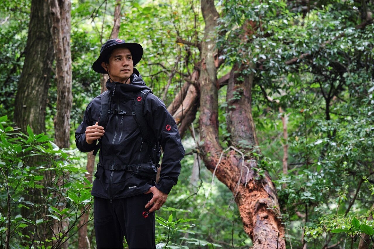 [Mammut] The classic logo in black x red stands out! Hard shell jackets and mountaineering pants, among others.